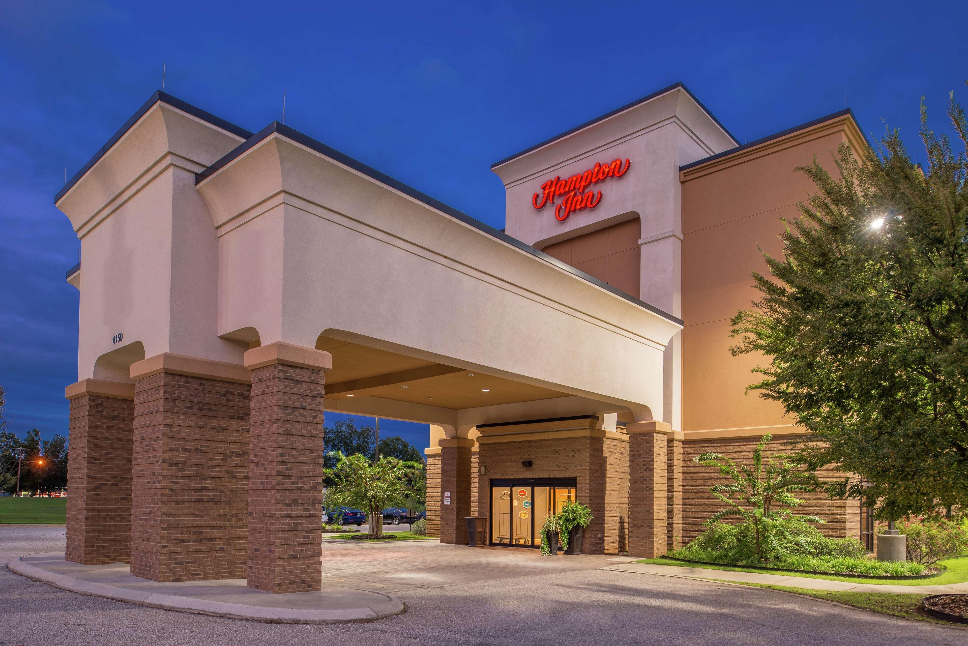 Hampton Inn Jackson-College Avenue Екстериор снимка