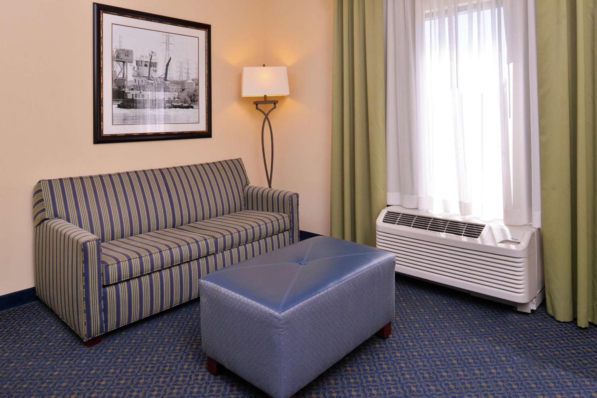 Hampton Inn Jackson-College Avenue Екстериор снимка